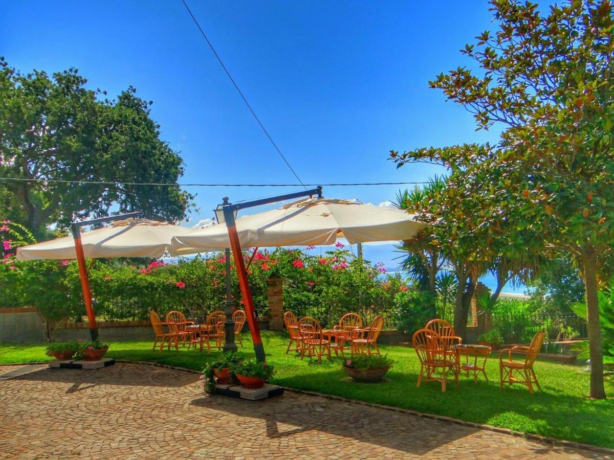 Villa Amalia Srls 기제리아 외부 사진